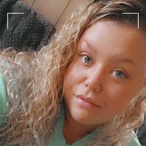 Meet your Posher, Brianne